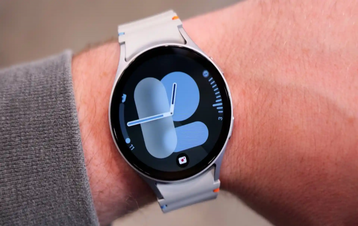 انتشار آپدیت One UI 8 Watch برای گلکسی واچ 7